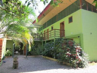 Blue Conga Hotel Puerto Viejo de Talamanca Екстериор снимка